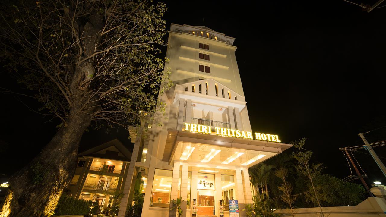 Win Unity Hotel Mandalay Buitenkant foto