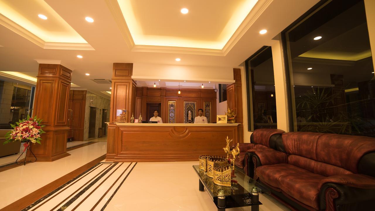Win Unity Hotel Mandalay Buitenkant foto